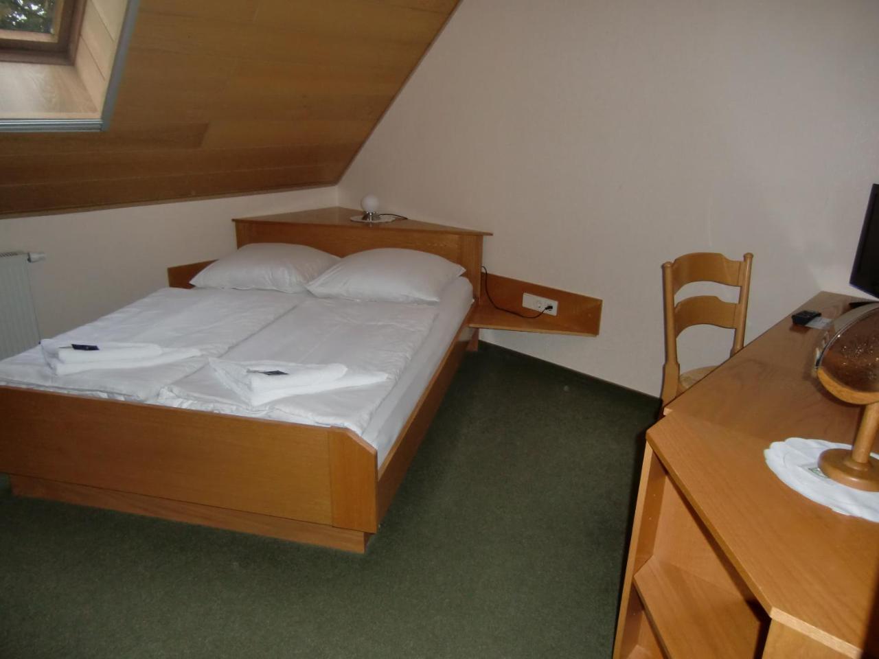 Hotel Heidehof Konigswartha Oda fotoğraf